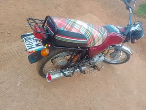 Bajaj Boxer 2023 Red