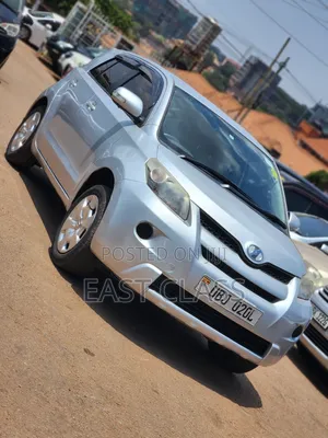 Toyota IST 2009 Silver