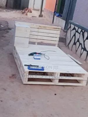 Wooden Pallet Bed