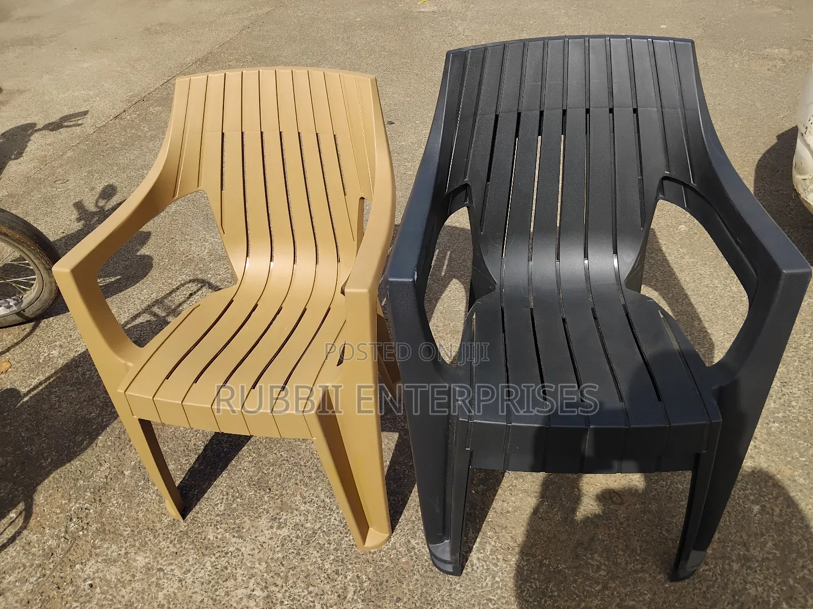Plastic Stackable Arm Chair