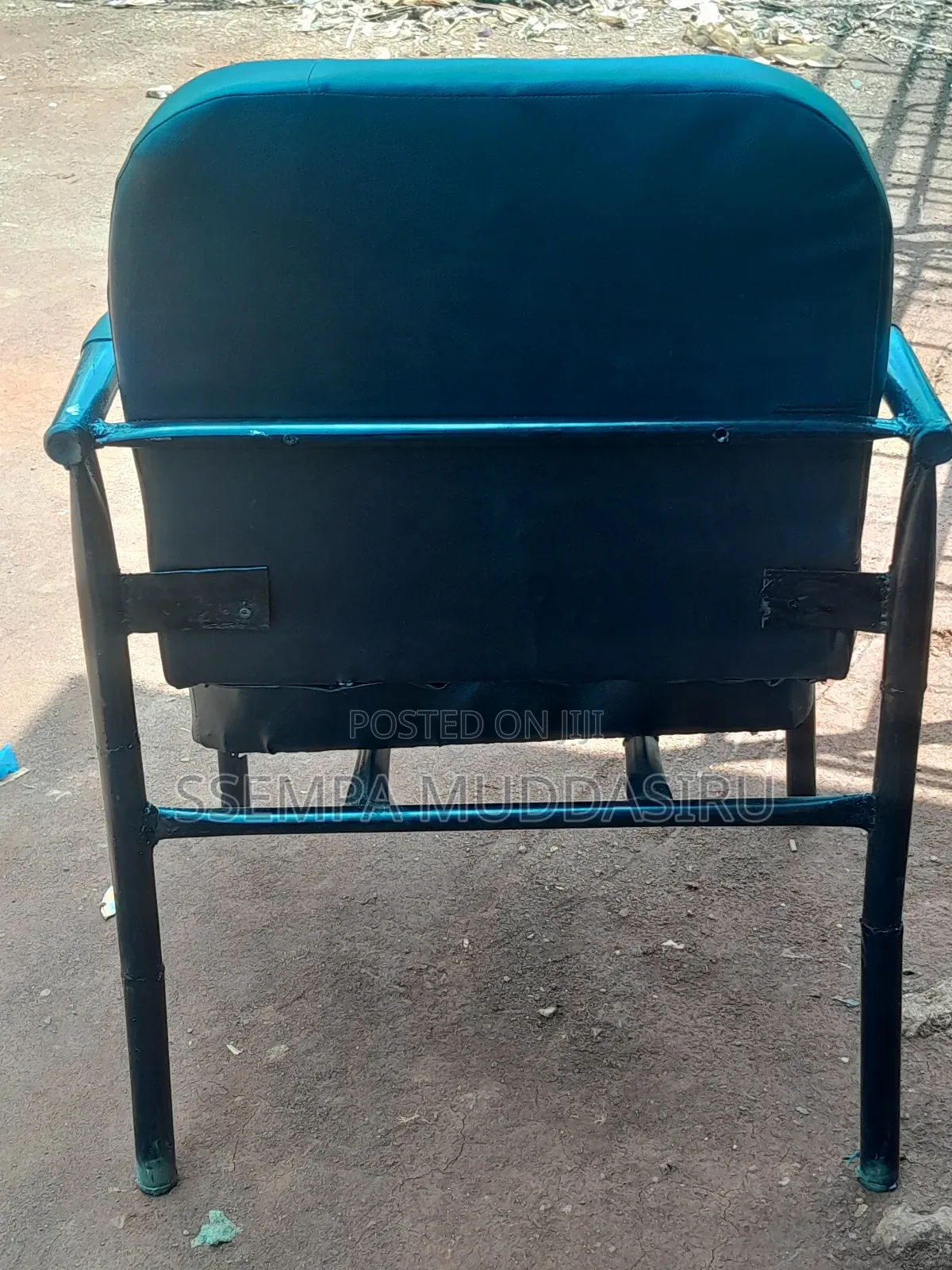 Improved Salon Styling Chair