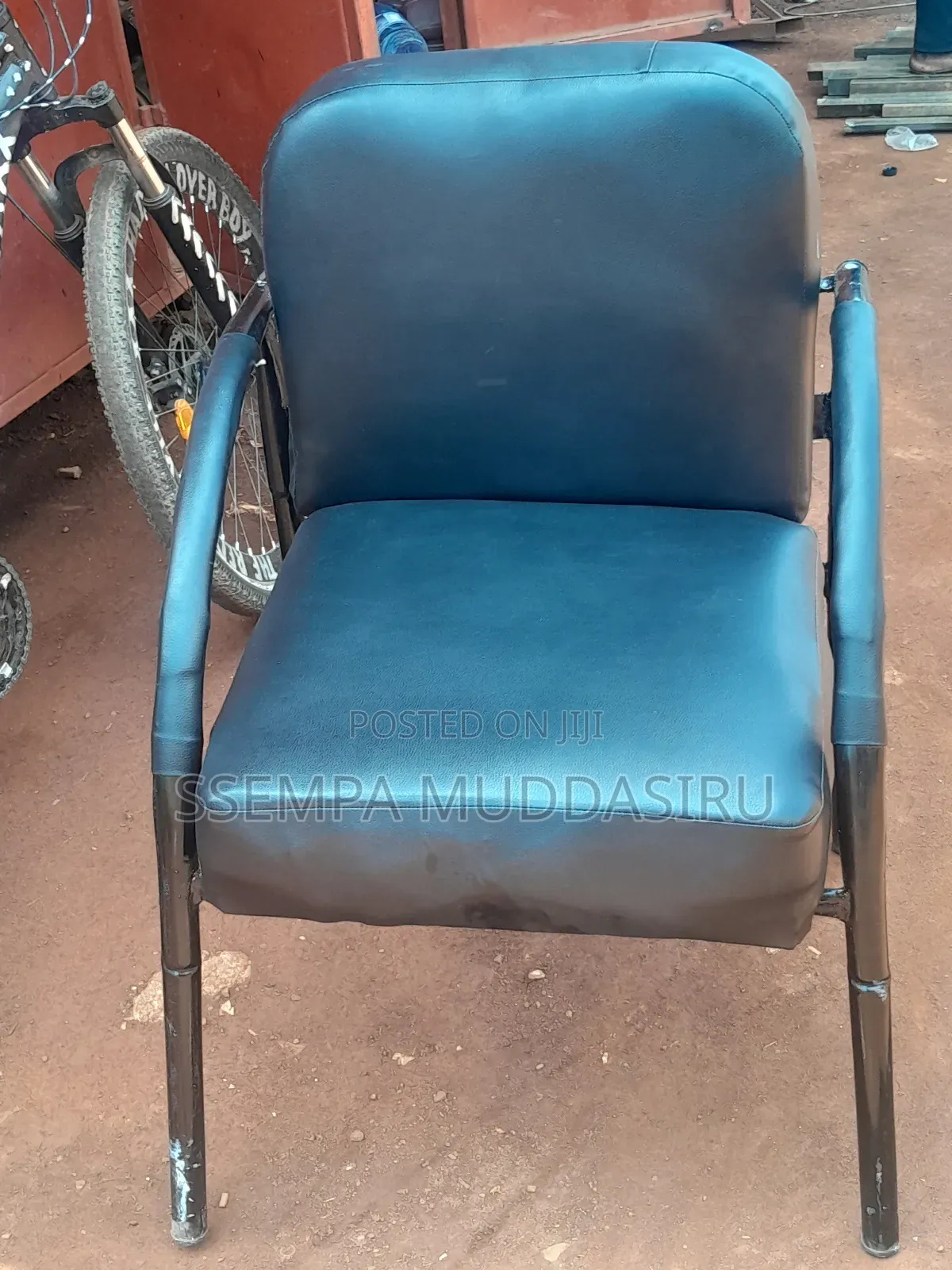 Improved Salon Styling Chair