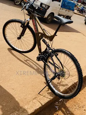 Meli Bike / Quick Speed /Bike/Bicycle Size 26”