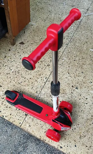 Rocco Adjustable Scooter