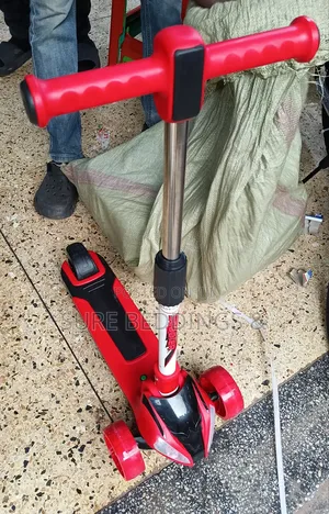 Rocco Adjustable Scooter