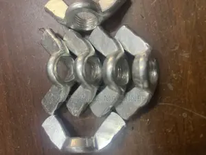 Wings Nuts