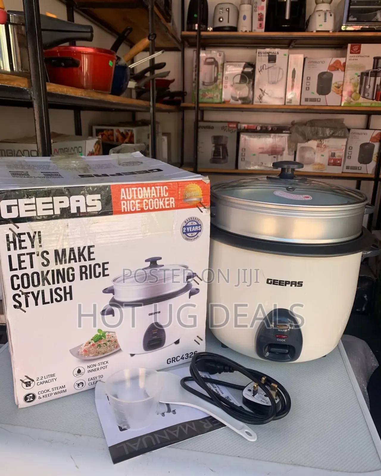 Geepas 2.8 Liters Non Stick Automatic Rice Cooker Grc4327-White/Silver