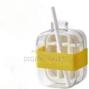 Aesthetic Square Portable Water Bottle With Built-in Ice Cube Feature