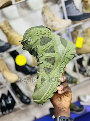 Green Boots 44