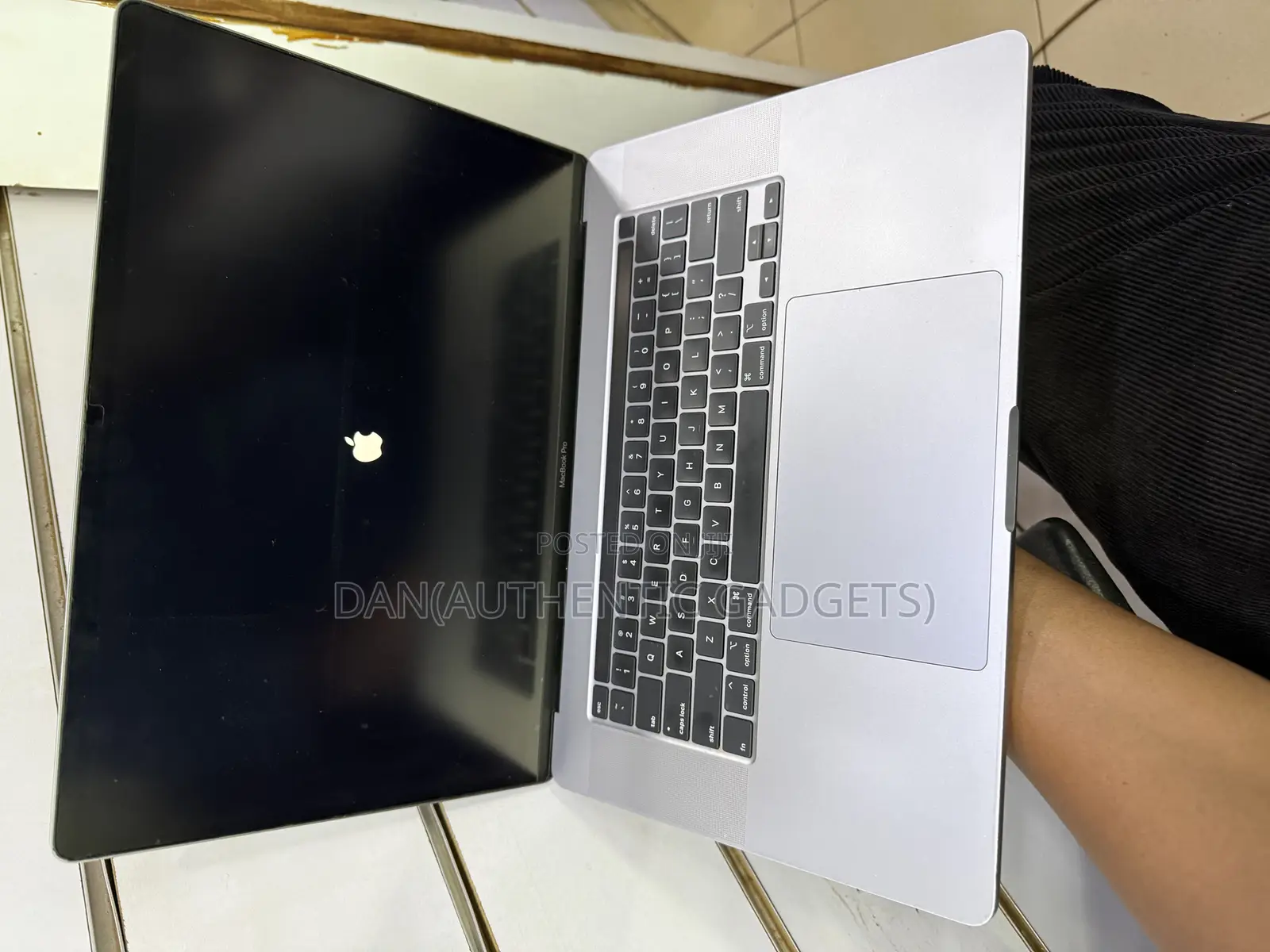 Laptop Apple MacBook Pro 2019 32GB Intel Core I9 SSD 1T
