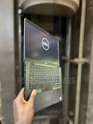 Laptop Dell Latitude 5400 8GB Intel Core I7 SSD 256GB