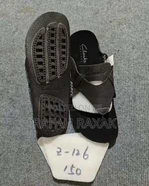 Original Black Clarks Leather Flip Flops Sandals