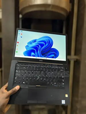 Laptop Dell Latitude 7490 8GB Intel Core I7 SSD 256GB