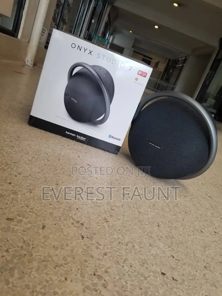 Onyx Studio 7