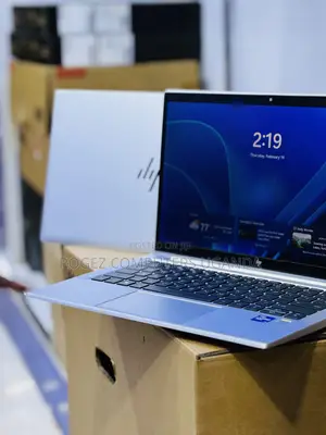 New Laptop HP EliteBook 830 G8 16GB Intel Core I7 SSD 512GB