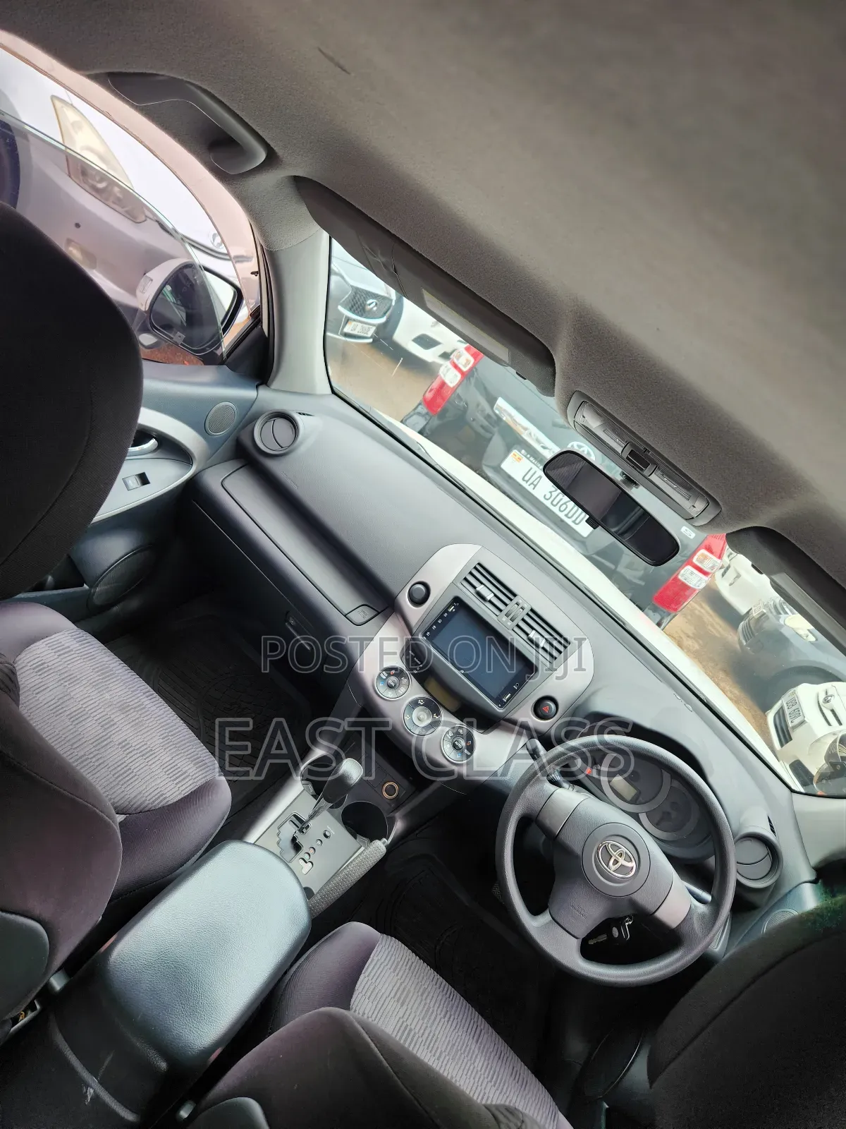 Toyota RAV4 2010 White