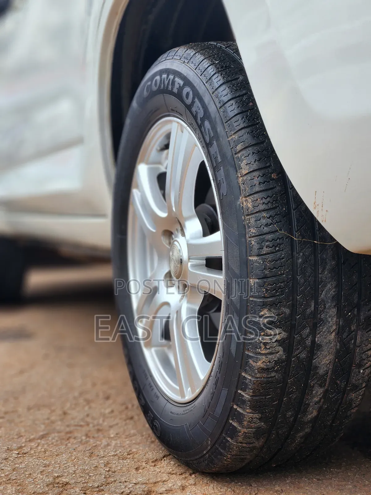 Toyota RAV4 2010 White