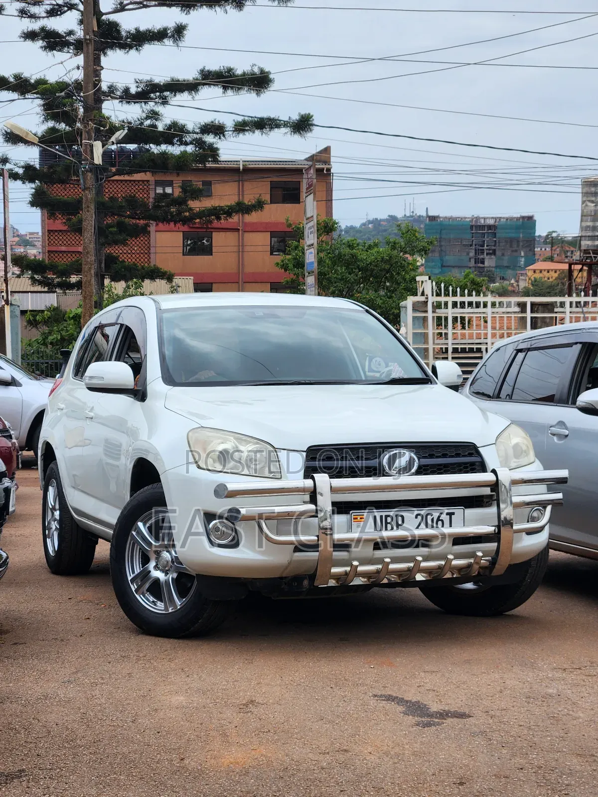 Toyota RAV4 2010 White