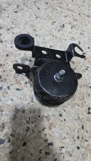 Mazda Tribute 2002 Gear Box Mounting