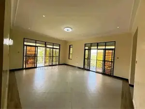 4bdrm Duplex in Bwebajja Akrite, Central Division for rent