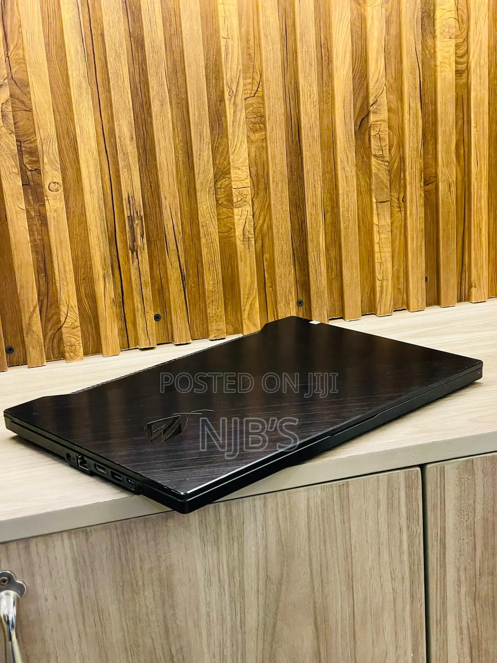 New Laptop Asus ROG Zephyrus G15 24GB AMD Ryzen 7 SSD 1T
