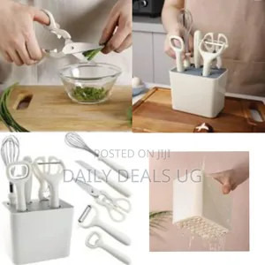 Minimalist Kitchen Utensil Set With Integrated Storage Caddy