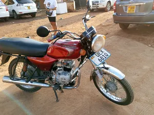 Bajaj Boxer 100 2022 Red