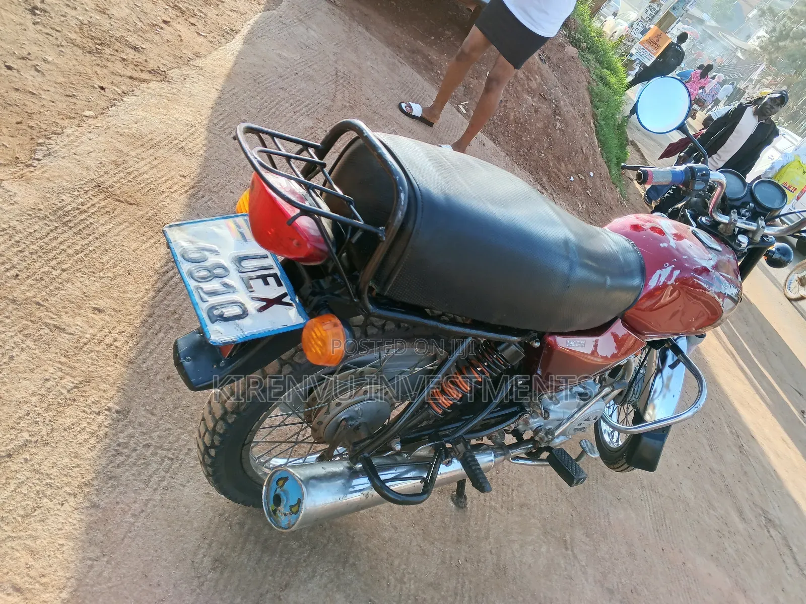 Bajaj Boxer 100 2022 Red