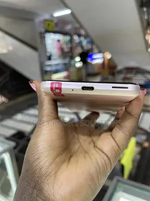 Sharp Aquos sense5G 64 GB Pink