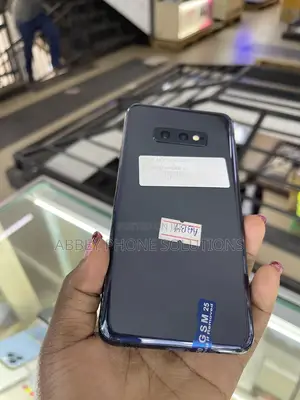Samsung Galaxy S10e 128 GB Black