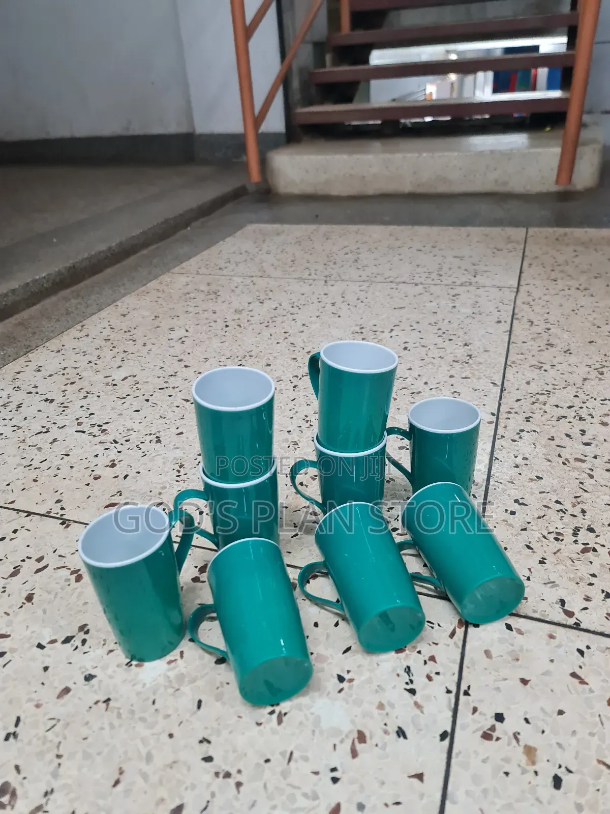 Visitor Plastic Drinking Cups 12pc