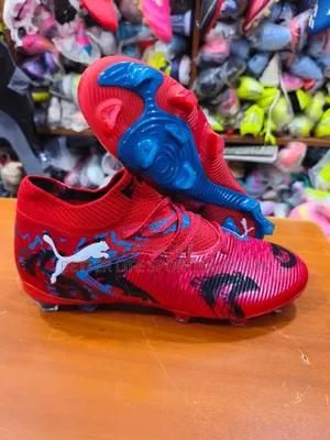 Puma Football Boots Original Red....