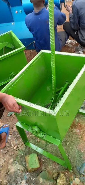 Manual Charcoal Crusher 1