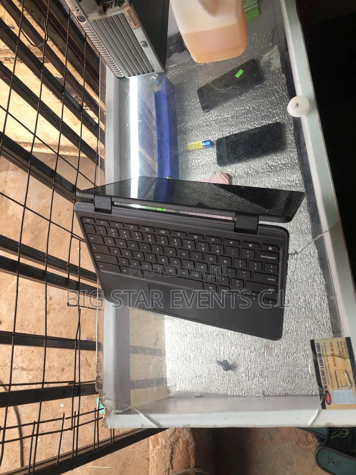Laptop Lenovo 300e 4GB Intel Core I3 SSD 128GB