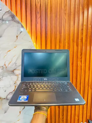 Laptop Dell Latitude 13 3380 4GB Intel Core i3 HDD 500GB