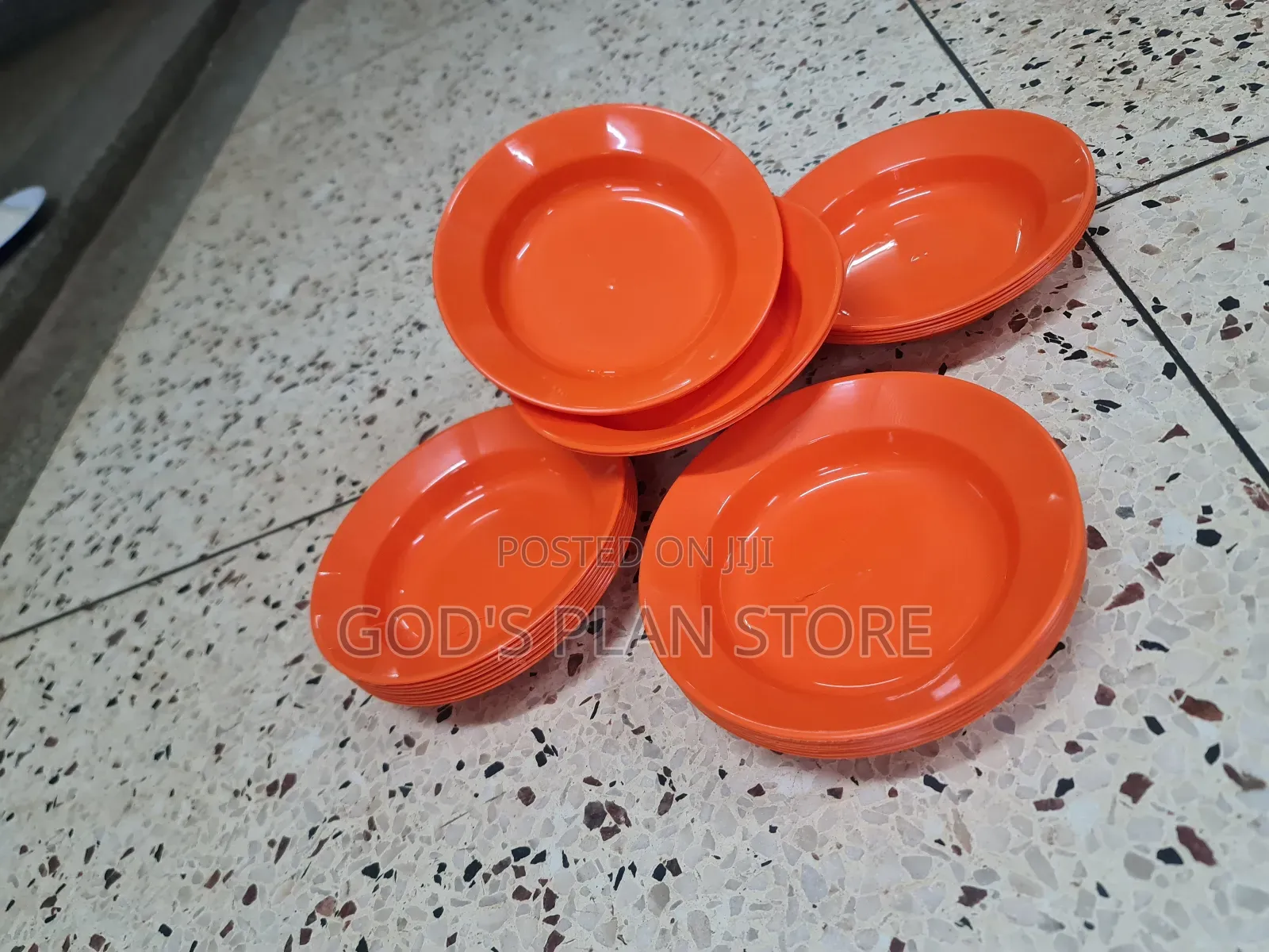 Orange Plastic Plates Orange Plastic Plates 12pcs