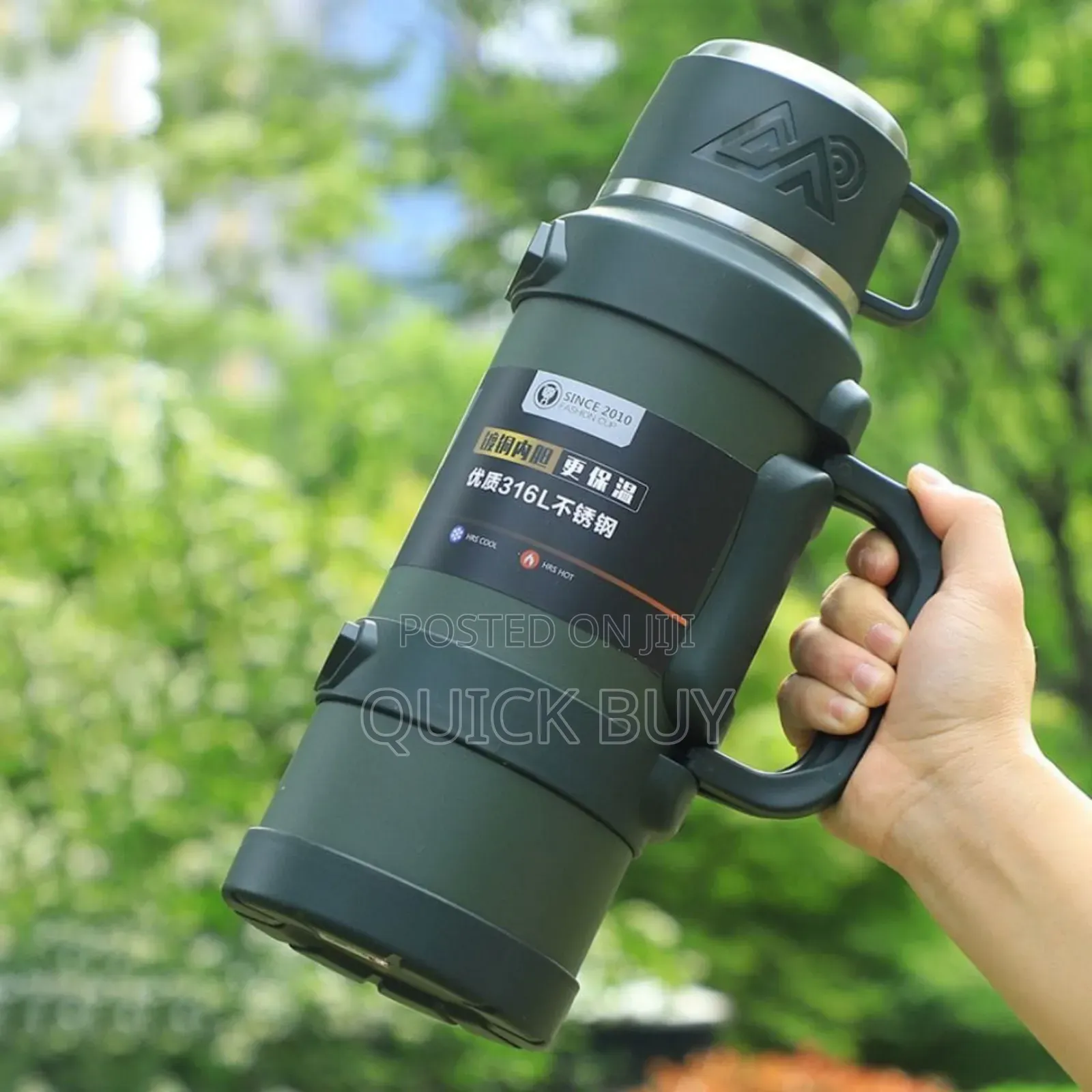 High-Capacity Stainless Steel Vacuum-Insulated Flask