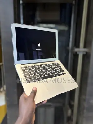 Laptop Apple MacBook Air 8GB Intel Core i7 SSD 256GB
