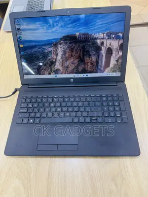 Laptop HP 15-da3007nia 8GB Intel Core i5 SSD 256GB