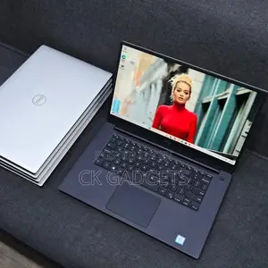 New Laptop Dell Precision 15 5540 16GB Intel Core i9 SSD 512GB