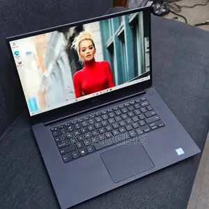 New Laptop Dell Precision 15 5540 16GB Intel Core i9 SSD 512GB