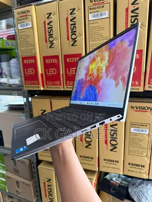 New Laptop Dell Vostro 1440 8GB Intel Core i5 SSD 256GB
