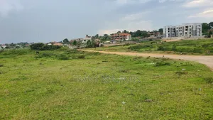 2.5 Acers Beach Land Garuga