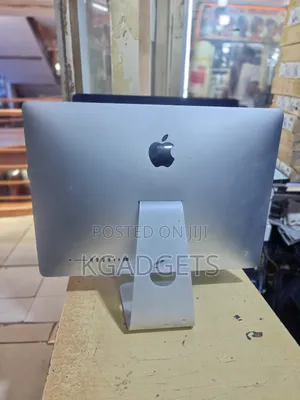 Desktop Computer Apple iMac Pro 8GB Intel Core i5 HDD 1T