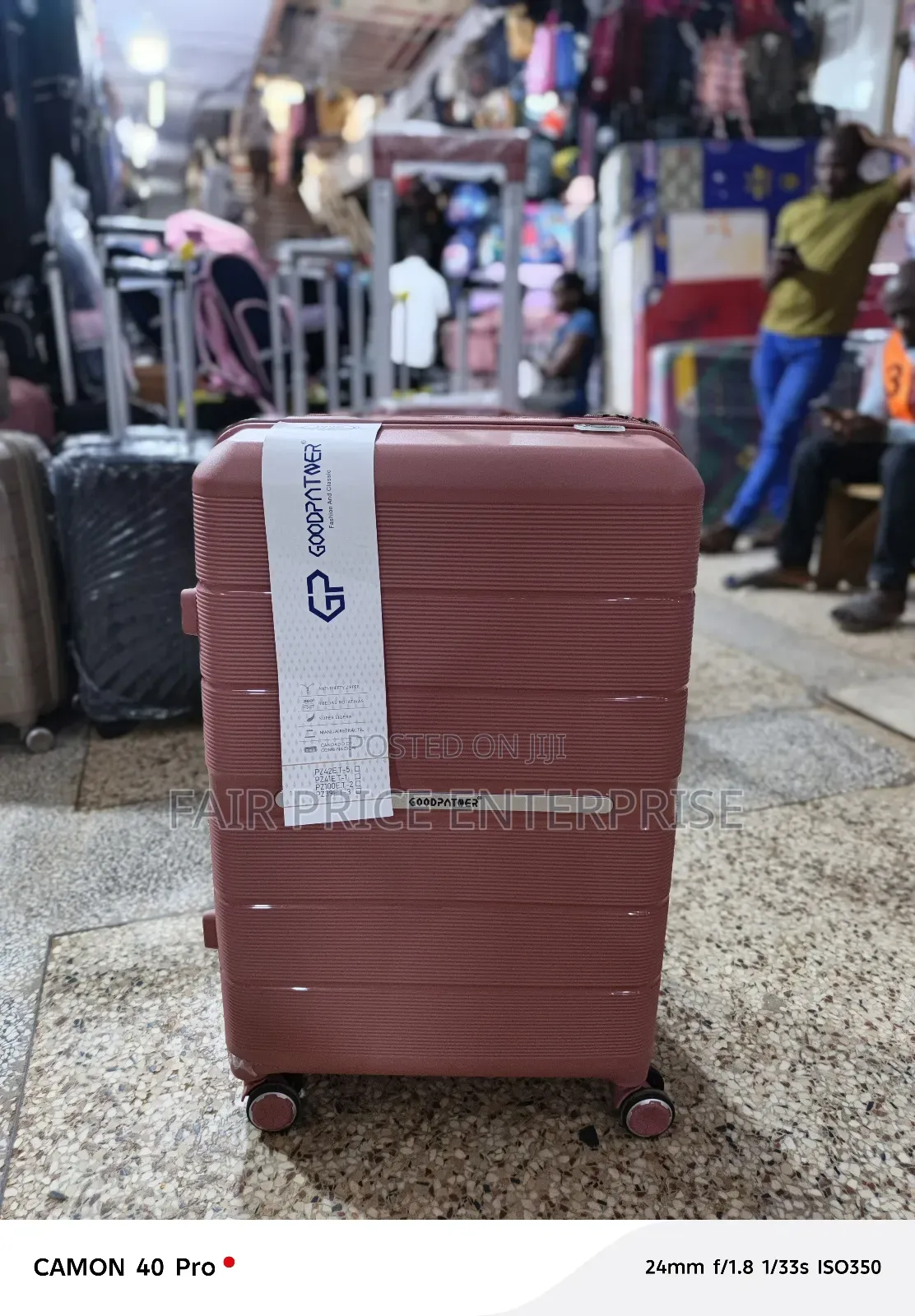Original Good Paten Rubber Plastic Suitcase. Extra Large Size
