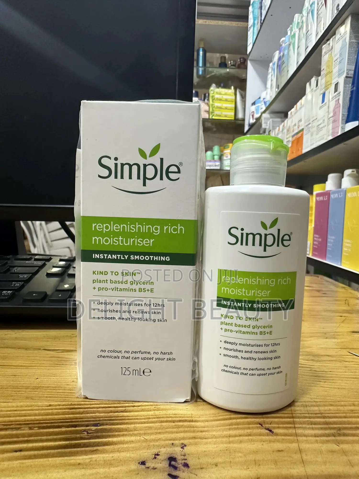 Simple Replenishing Rich Moisturiser