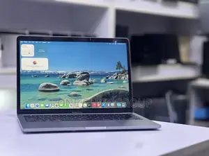 Laptop Apple MacBook Pro 2020 16GB Intel Core i7 SSHD (Hybrid) 512GB