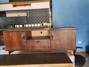 Small Tv Stand/Tv Stand