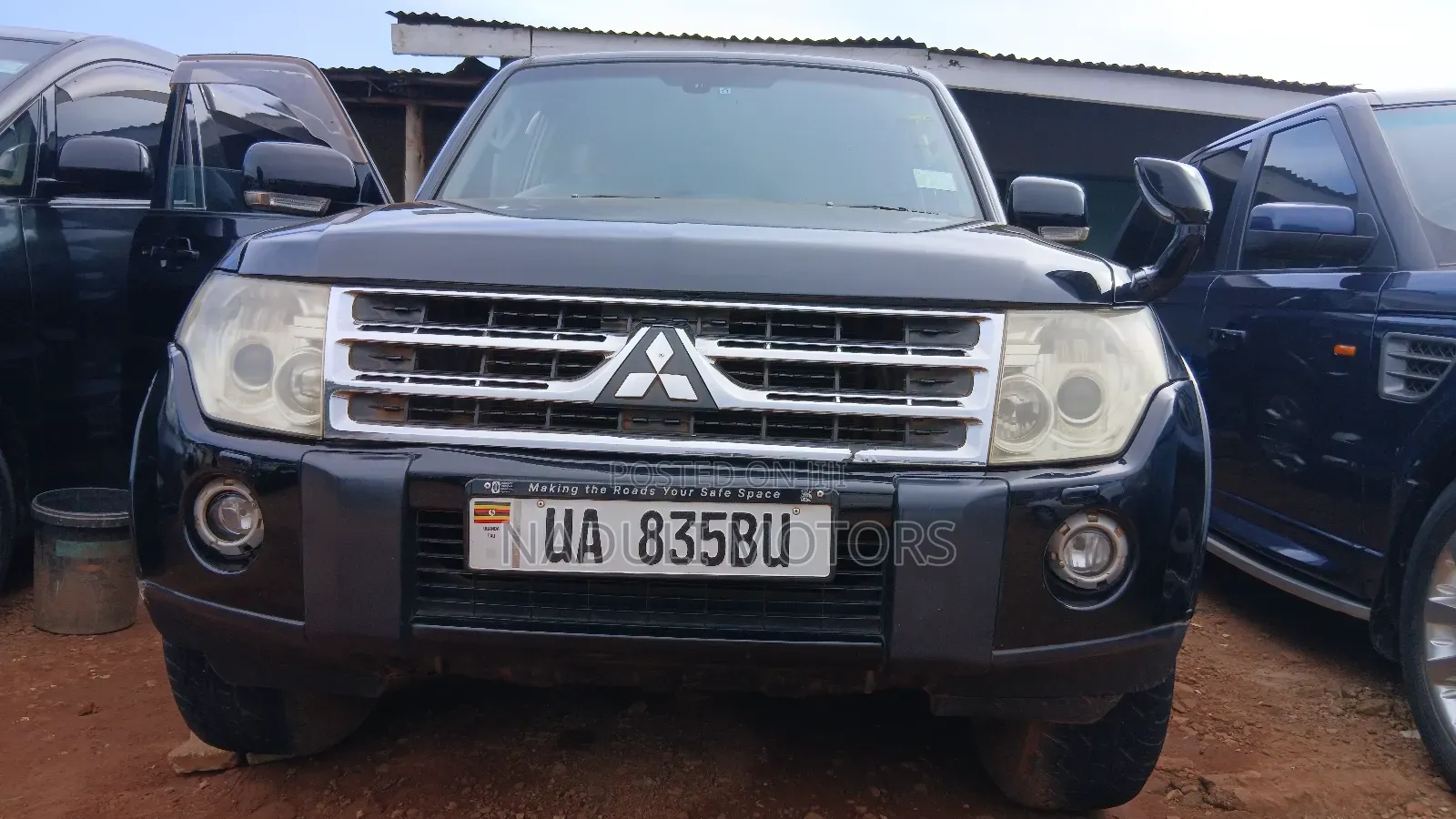Mitsubishi Pajero 2011 Black