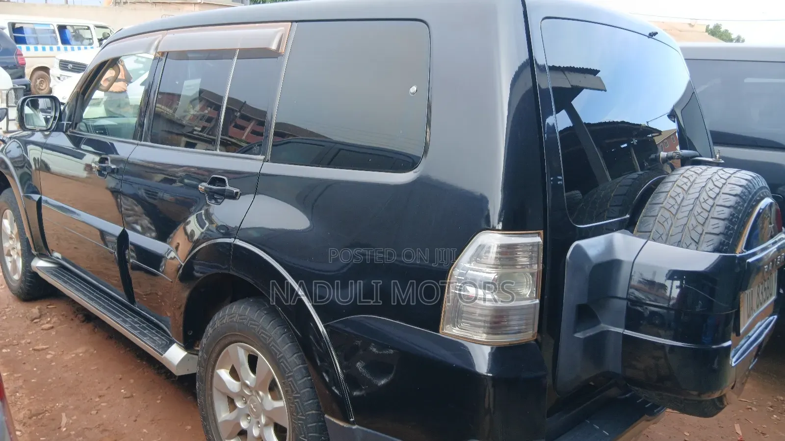 Mitsubishi Pajero 2011 Black